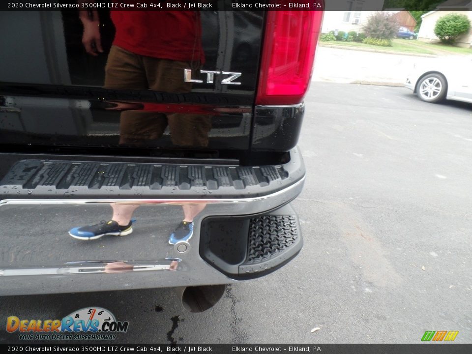 2020 Chevrolet Silverado 3500HD LTZ Crew Cab 4x4 Black / Jet Black Photo #16