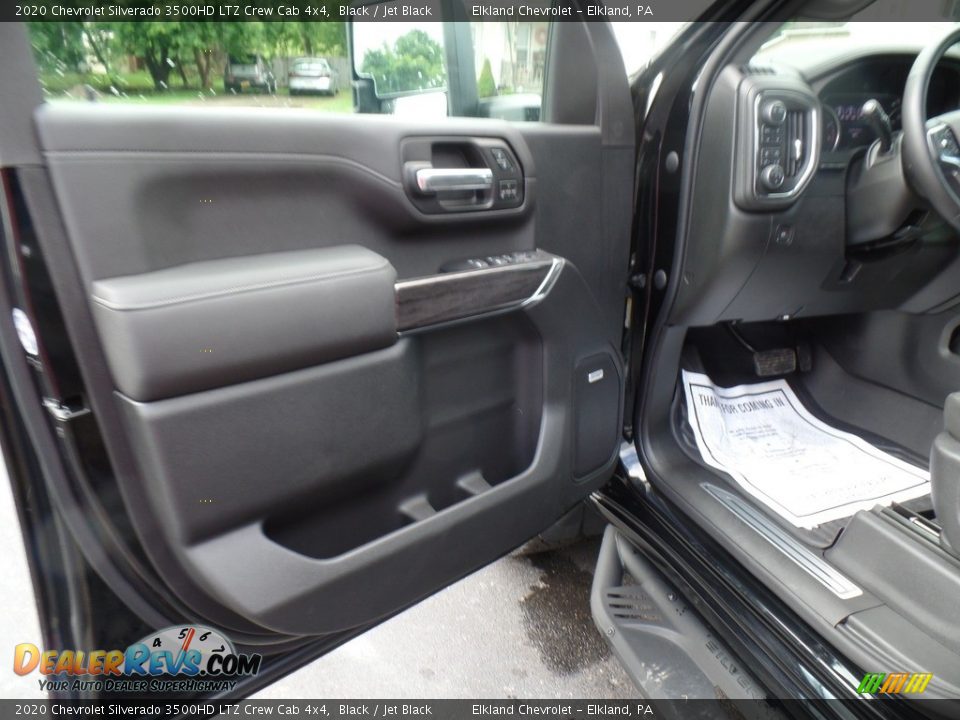 2020 Chevrolet Silverado 3500HD LTZ Crew Cab 4x4 Black / Jet Black Photo #20