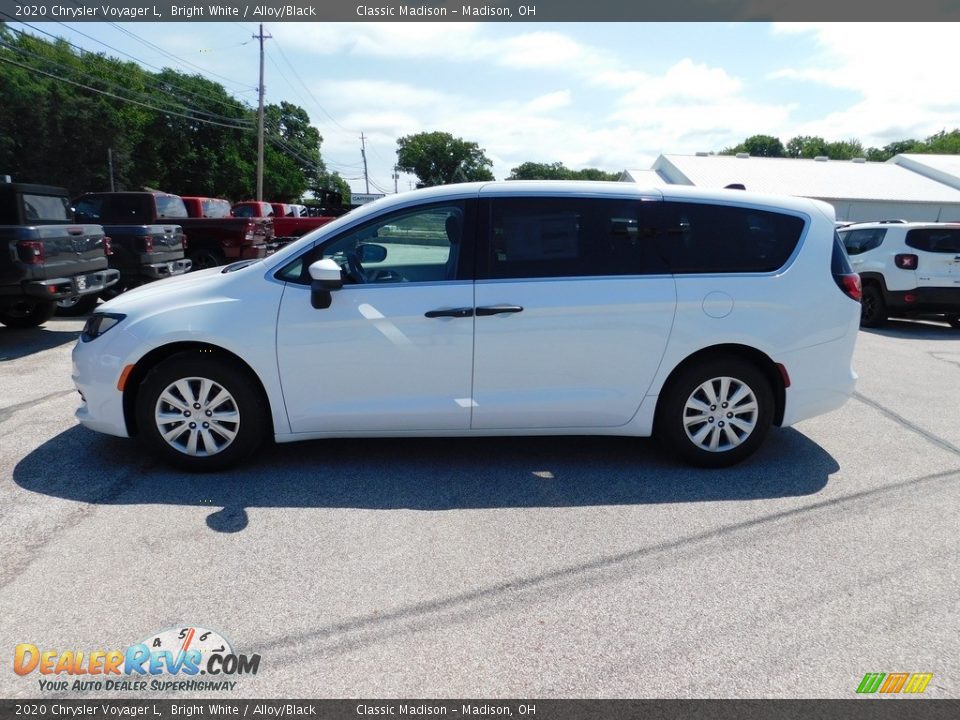 2020 Chrysler Voyager L Bright White / Alloy/Black Photo #3