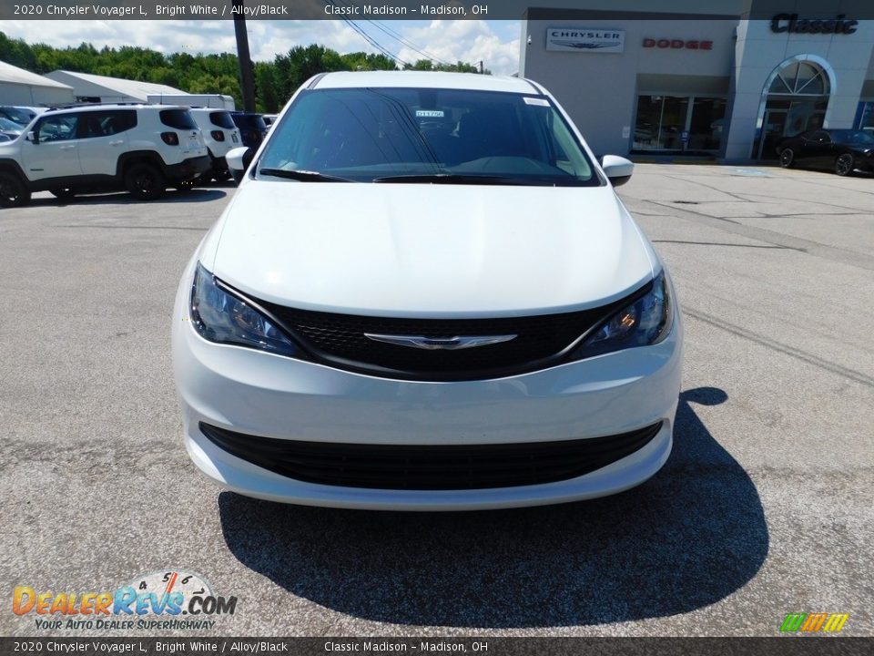 2020 Chrysler Voyager L Bright White / Alloy/Black Photo #4