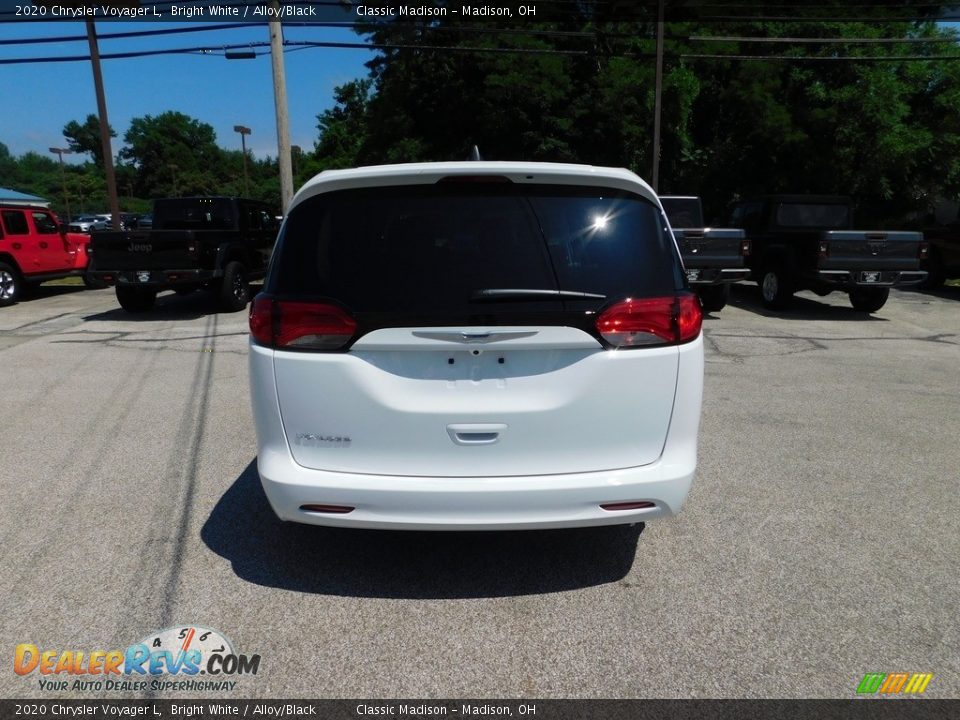 2020 Chrysler Voyager L Bright White / Alloy/Black Photo #6