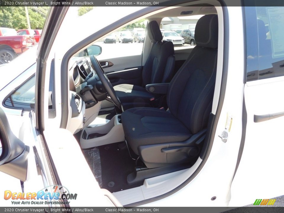 2020 Chrysler Voyager L Bright White / Alloy/Black Photo #14