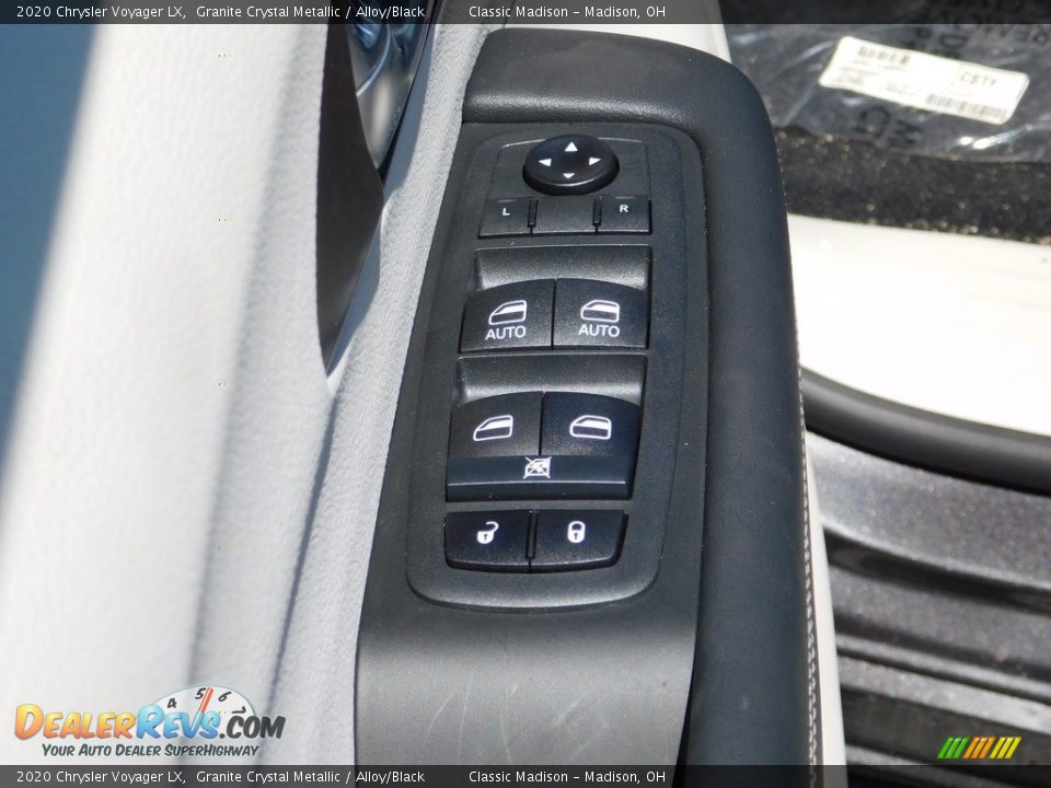 2020 Chrysler Voyager LX Granite Crystal Metallic / Alloy/Black Photo #12