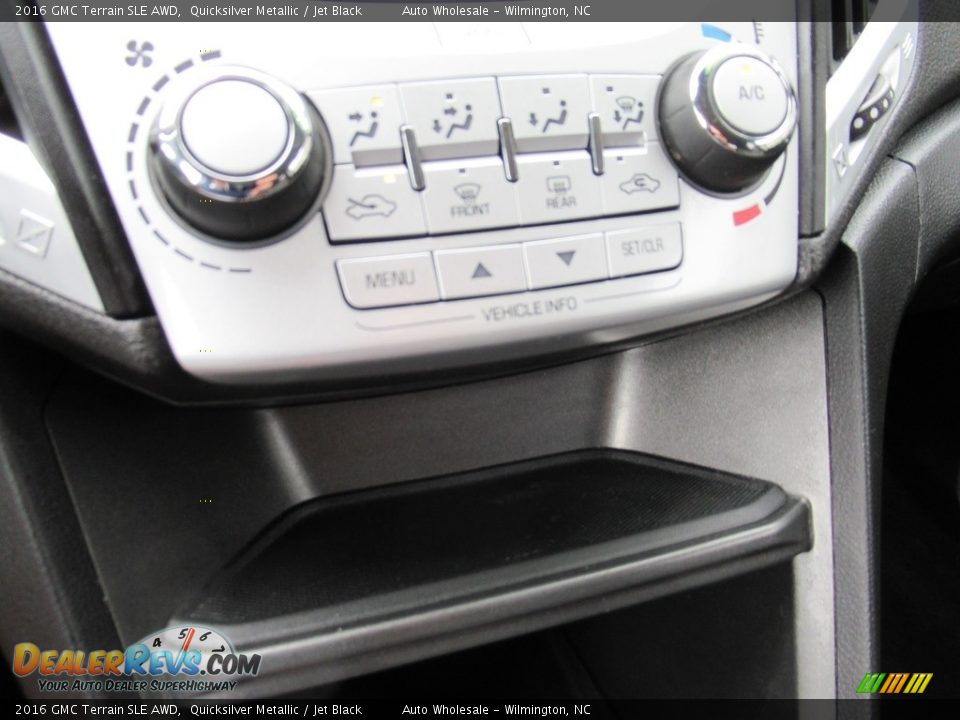 2016 GMC Terrain SLE AWD Quicksilver Metallic / Jet Black Photo #18