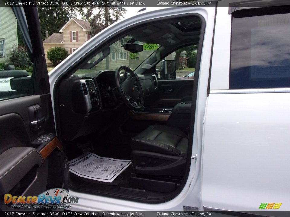 2017 Chevrolet Silverado 3500HD LTZ Crew Cab 4x4 Summit White / Jet Black Photo #11