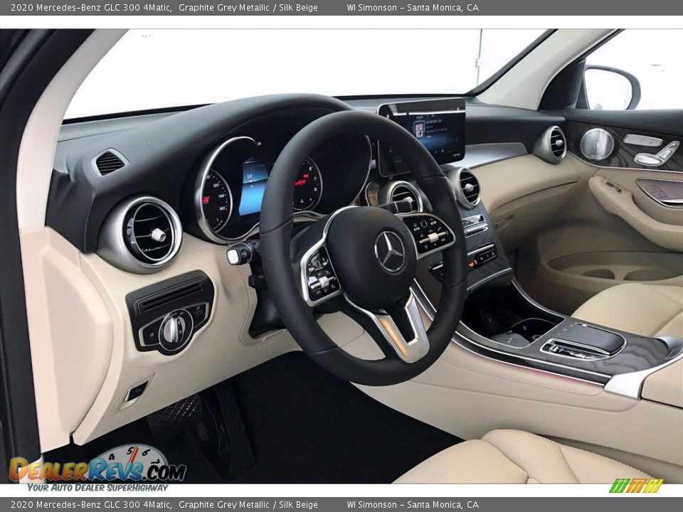 Dashboard of 2020 Mercedes-Benz GLC 300 4Matic Photo #4