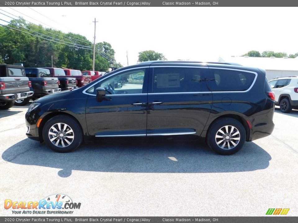 2020 Chrysler Pacifica Touring L Plus Brilliant Black Crystal Pearl / Cognac/Alloy Photo #4