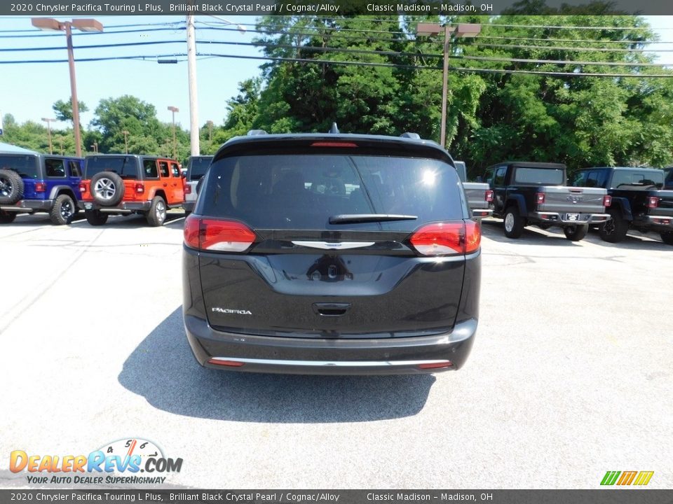 2020 Chrysler Pacifica Touring L Plus Brilliant Black Crystal Pearl / Cognac/Alloy Photo #6