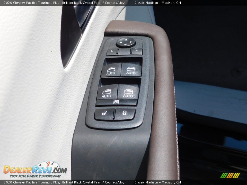 2020 Chrysler Pacifica Touring L Plus Brilliant Black Crystal Pearl / Cognac/Alloy Photo #13