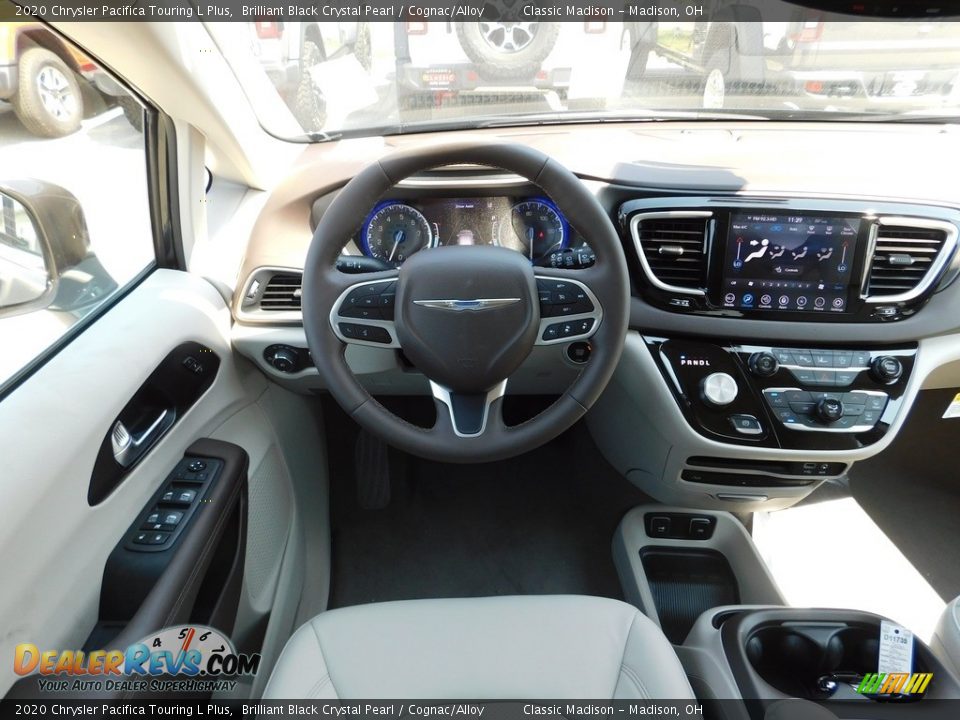 2020 Chrysler Pacifica Touring L Plus Brilliant Black Crystal Pearl / Cognac/Alloy Photo #14