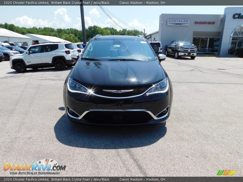 2020 Chrysler Pacifica Limited Brilliant Black Crystal Pearl / Alloy/Black Photo #3