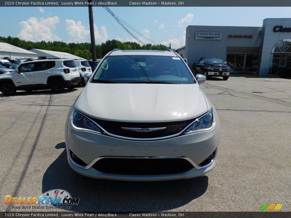 2020 Chrysler Pacifica Limited Luxury White Pearl / Alloy/Black Photo #3