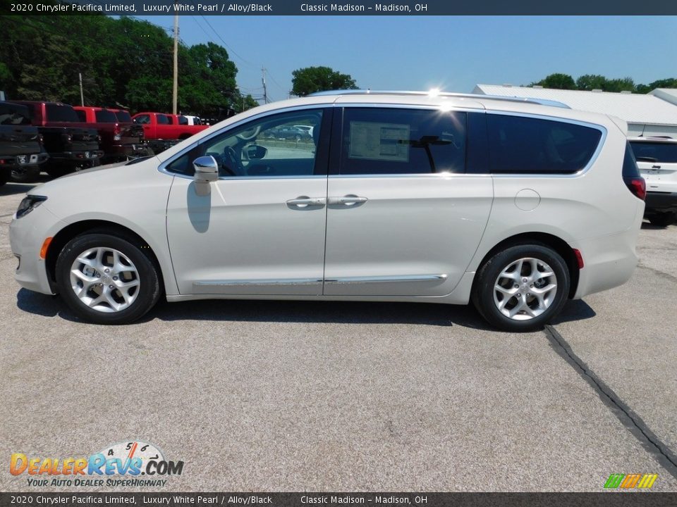 2020 Chrysler Pacifica Limited Luxury White Pearl / Alloy/Black Photo #4