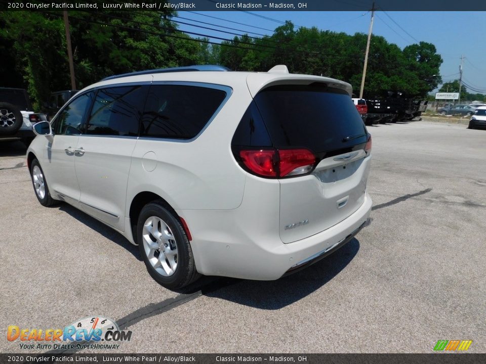 2020 Chrysler Pacifica Limited Luxury White Pearl / Alloy/Black Photo #5