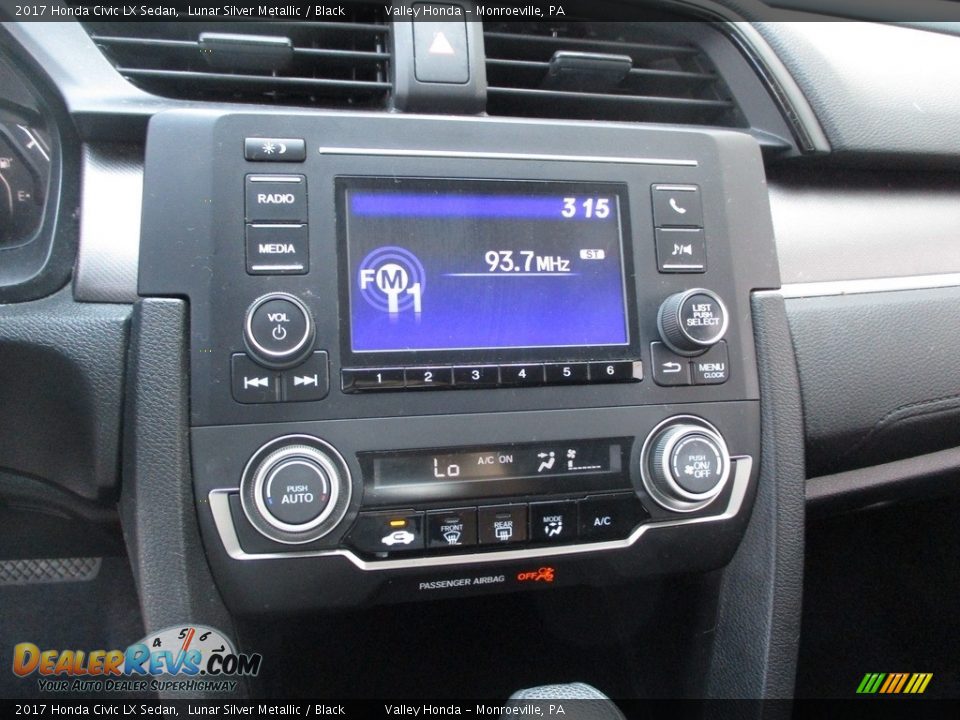 2017 Honda Civic LX Sedan Lunar Silver Metallic / Black Photo #15