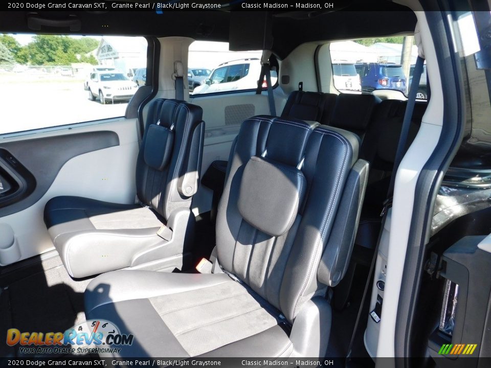 2020 Dodge Grand Caravan SXT Granite Pearl / Black/Light Graystone Photo #9