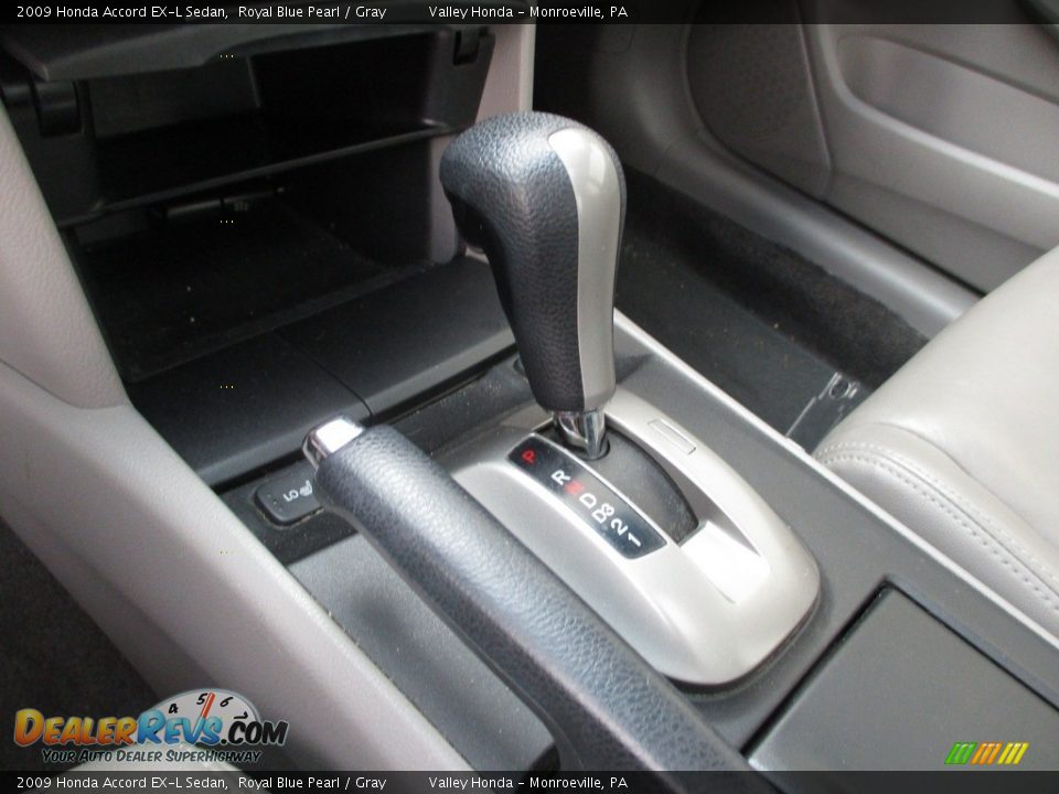 2009 Honda Accord EX-L Sedan Royal Blue Pearl / Gray Photo #15