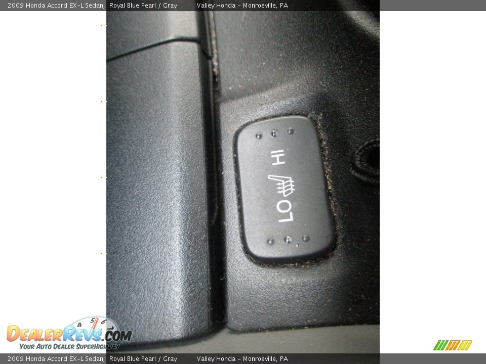 2009 Honda Accord EX-L Sedan Royal Blue Pearl / Gray Photo #17