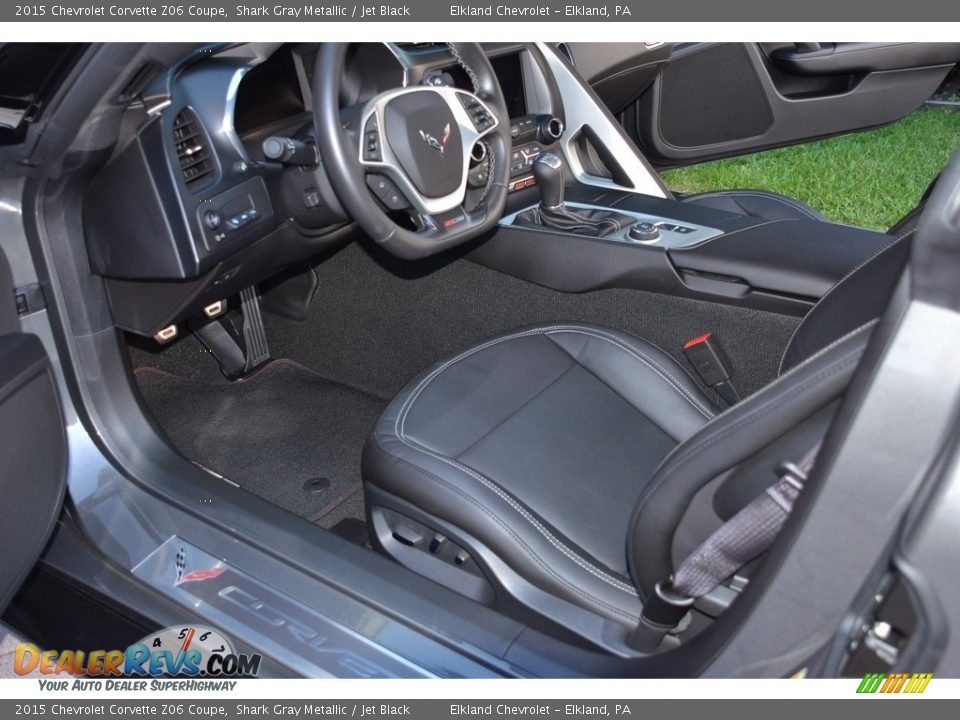 Front Seat of 2015 Chevrolet Corvette Z06 Coupe Photo #25
