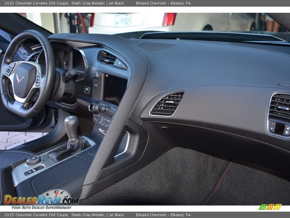 Dashboard of 2015 Chevrolet Corvette Z06 Coupe Photo #27