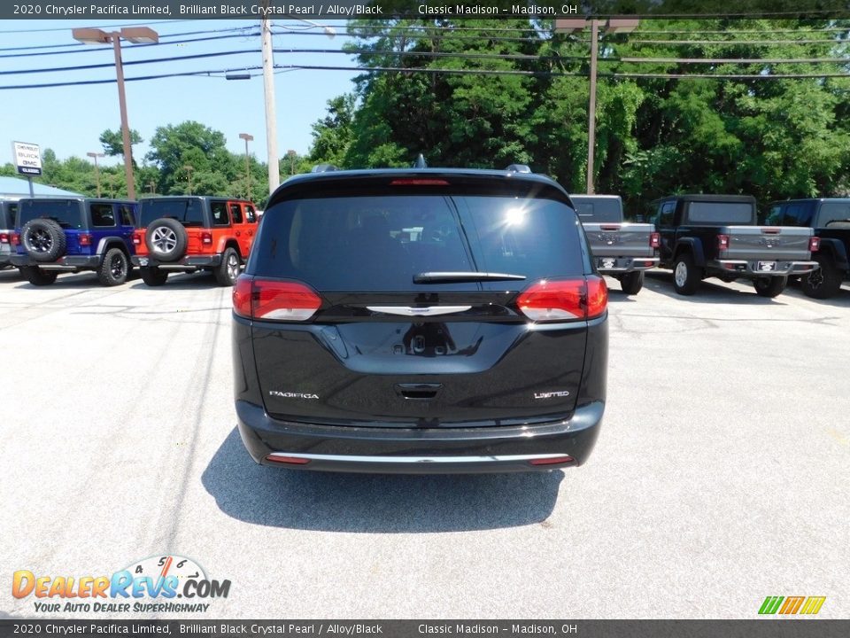 2020 Chrysler Pacifica Limited Brilliant Black Crystal Pearl / Alloy/Black Photo #6