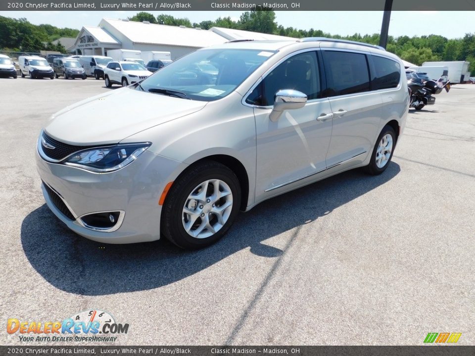 2020 Chrysler Pacifica Limited Luxury White Pearl / Alloy/Black Photo #2