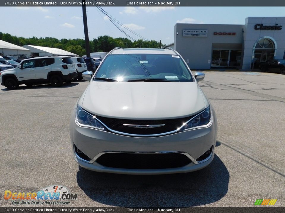 2020 Chrysler Pacifica Limited Luxury White Pearl / Alloy/Black Photo #3