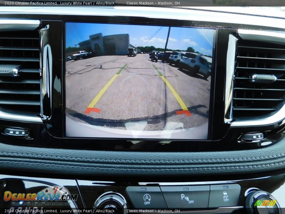 2020 Chrysler Pacifica Limited Luxury White Pearl / Alloy/Black Photo #10