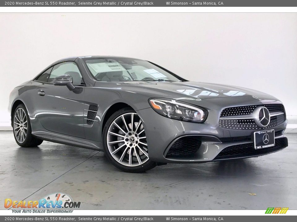 Front 3/4 View of 2020 Mercedes-Benz SL 550 Roadster Photo #12