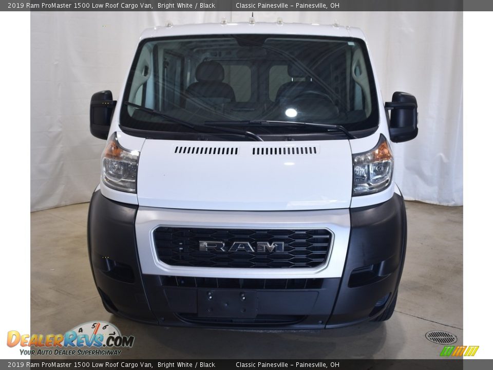 2019 Ram ProMaster 1500 Low Roof Cargo Van Bright White / Black Photo #4