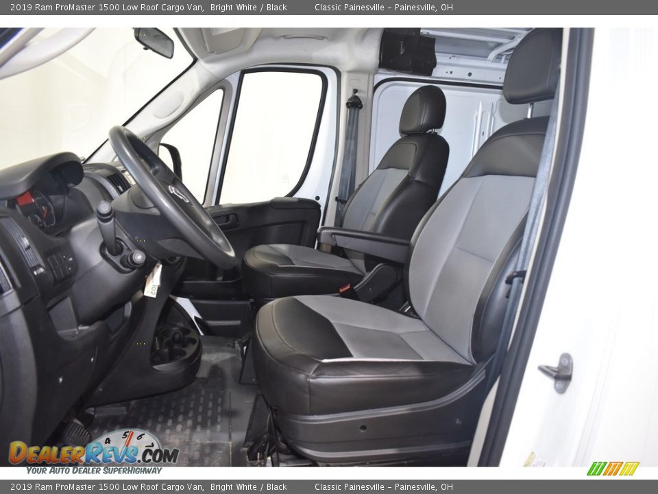 2019 Ram ProMaster 1500 Low Roof Cargo Van Bright White / Black Photo #7
