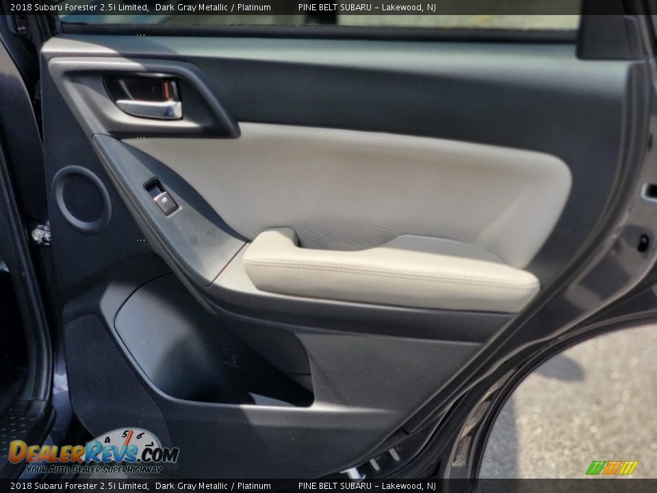 2018 Subaru Forester 2.5i Limited Dark Gray Metallic / Platinum Photo #28