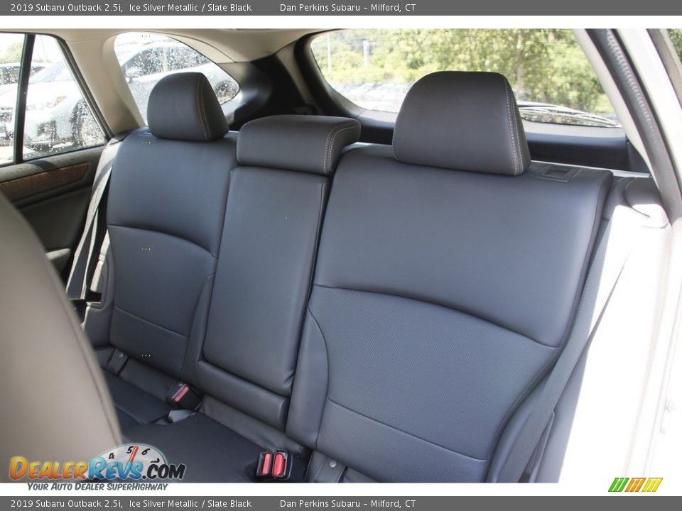 2019 Subaru Outback 2.5i Ice Silver Metallic / Slate Black Photo #13
