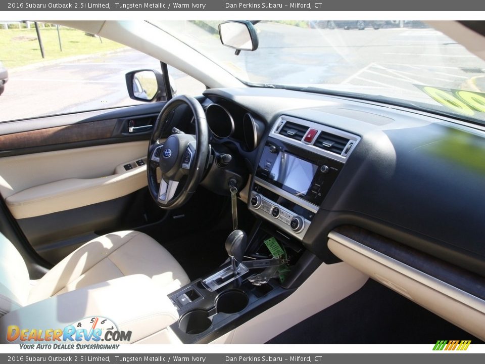 Dashboard of 2016 Subaru Outback 2.5i Limited Photo #15