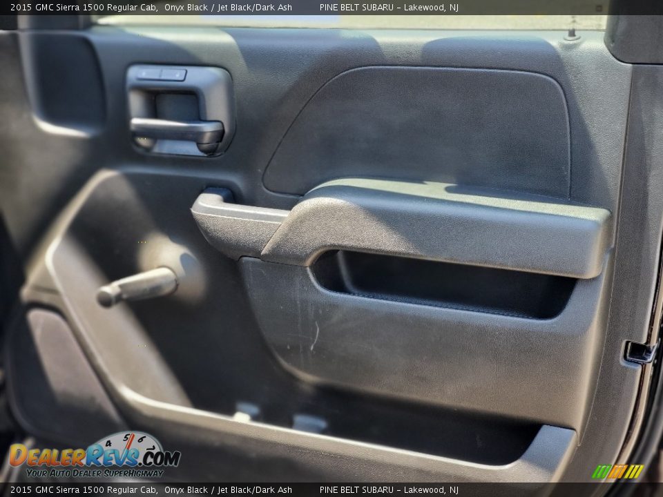 Door Panel of 2015 GMC Sierra 1500 Regular Cab Photo #21