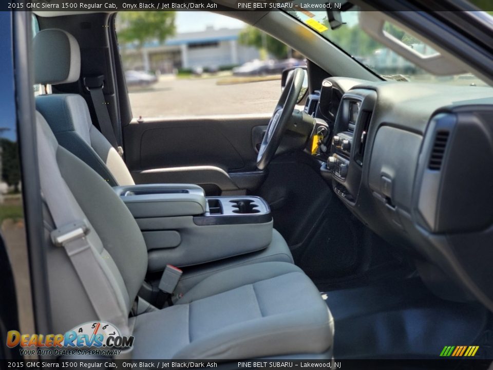 Front Seat of 2015 GMC Sierra 1500 Regular Cab Photo #23