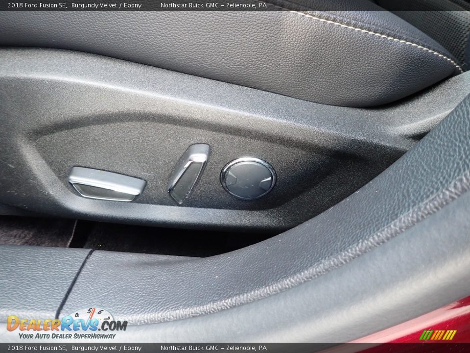 2018 Ford Fusion SE Burgundy Velvet / Ebony Photo #16