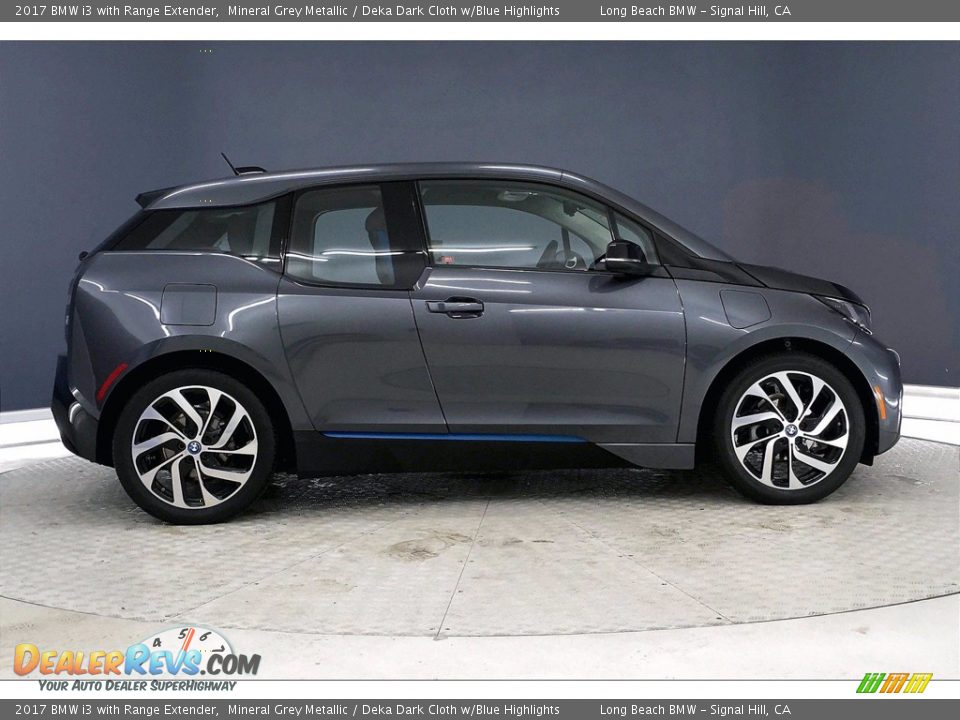 2017 BMW i3 with Range Extender Mineral Grey Metallic / Deka Dark Cloth w/Blue Highlights Photo #14