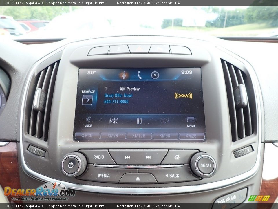 Controls of 2014 Buick Regal AWD Photo #26