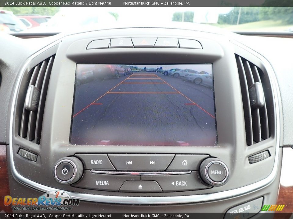 Controls of 2014 Buick Regal AWD Photo #27