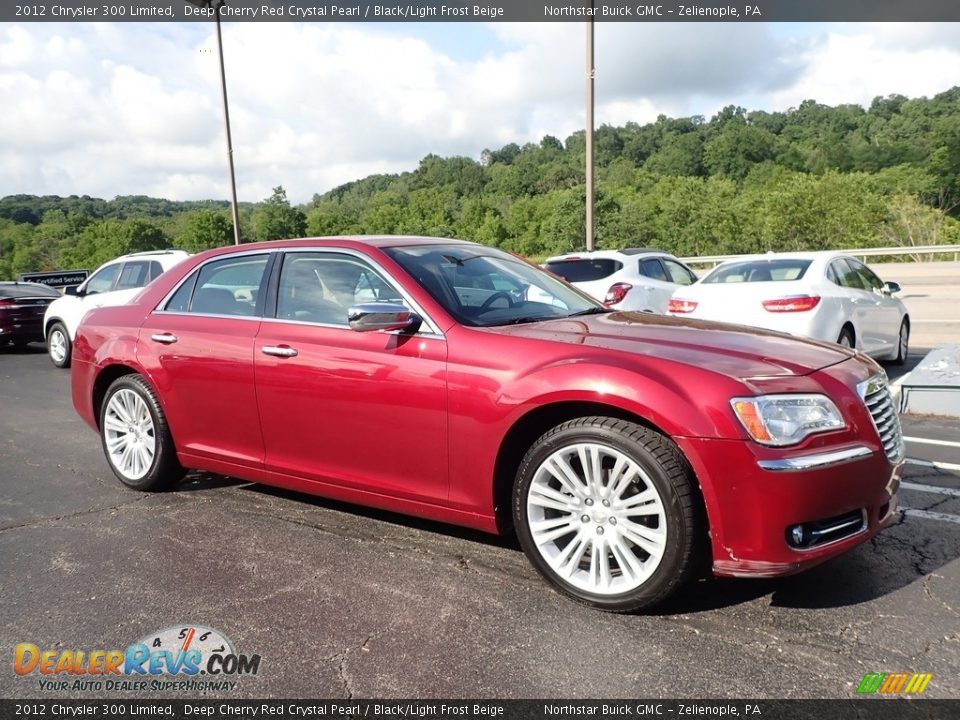 Front 3/4 View of 2012 Chrysler 300 Limited Photo #4