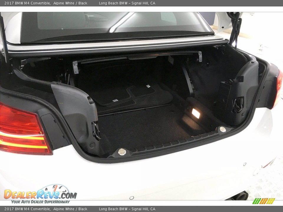 2017 BMW M4 Convertible Trunk Photo #30