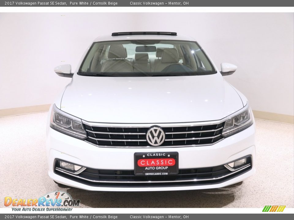 2017 Volkswagen Passat SE Sedan Pure White / Cornsilk Beige Photo #2