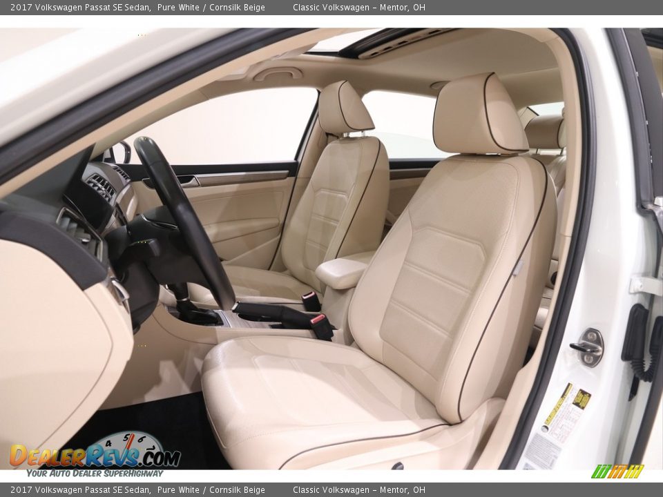2017 Volkswagen Passat SE Sedan Pure White / Cornsilk Beige Photo #5