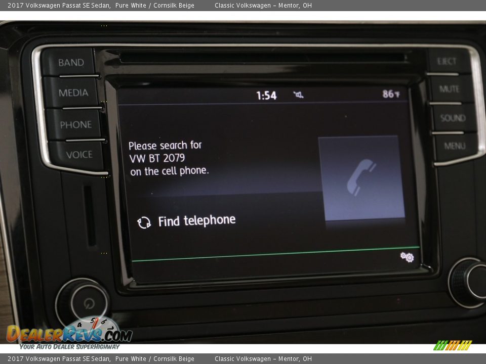 2017 Volkswagen Passat SE Sedan Pure White / Cornsilk Beige Photo #10