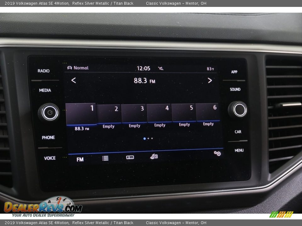 2019 Volkswagen Atlas SE 4Motion Reflex Silver Metallic / Titan Black Photo #10