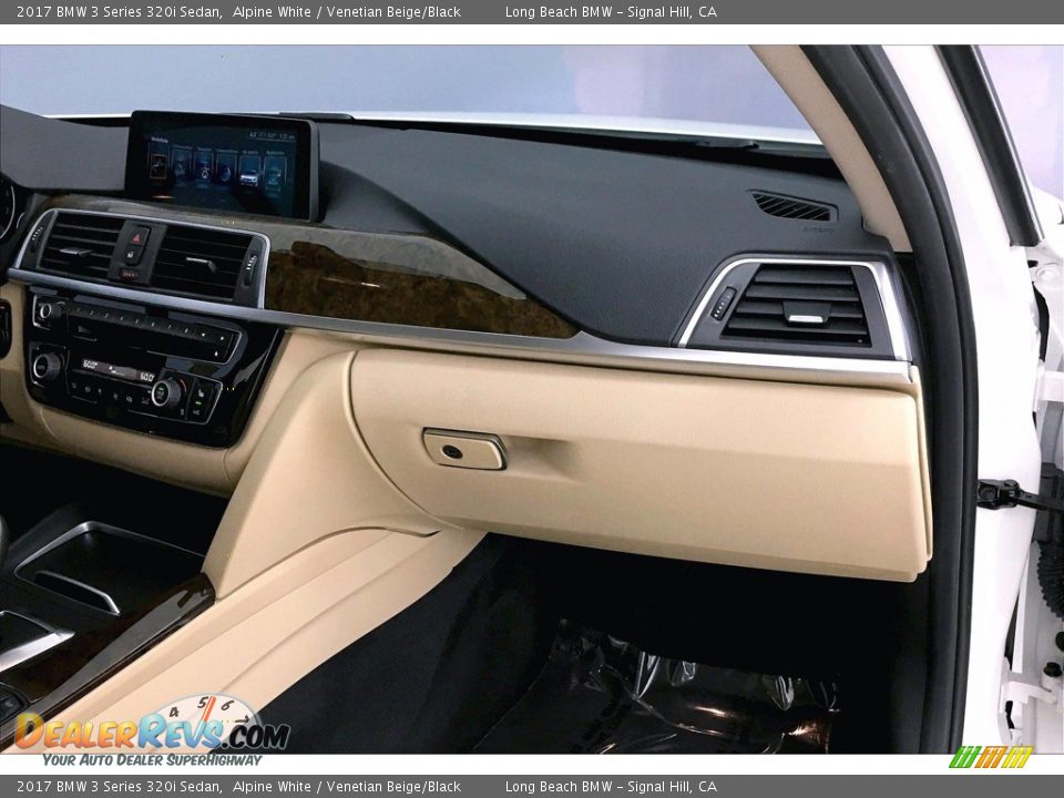 2017 BMW 3 Series 320i Sedan Alpine White / Venetian Beige/Black Photo #22