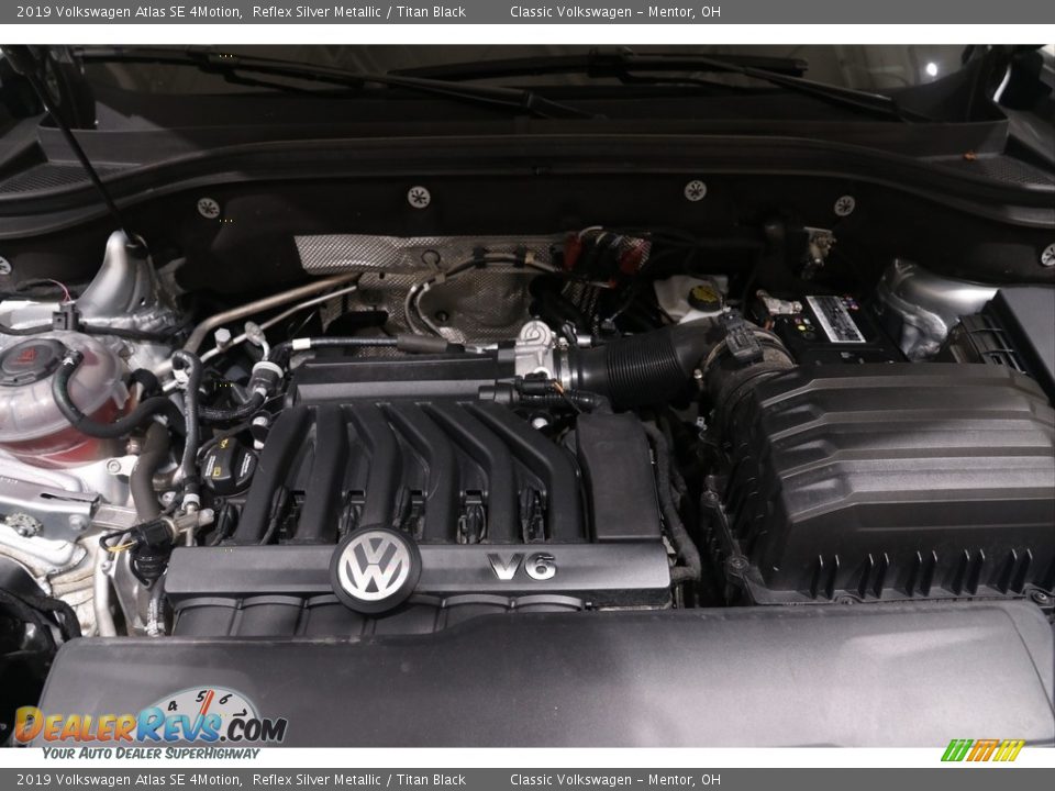 2019 Volkswagen Atlas SE 4Motion Reflex Silver Metallic / Titan Black Photo #18