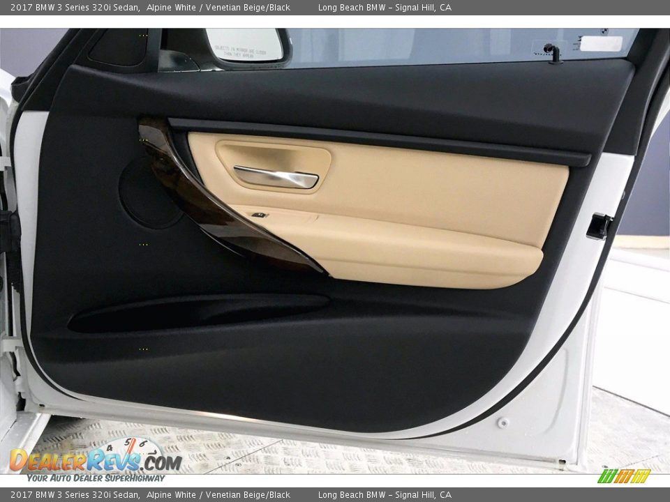 2017 BMW 3 Series 320i Sedan Alpine White / Venetian Beige/Black Photo #24