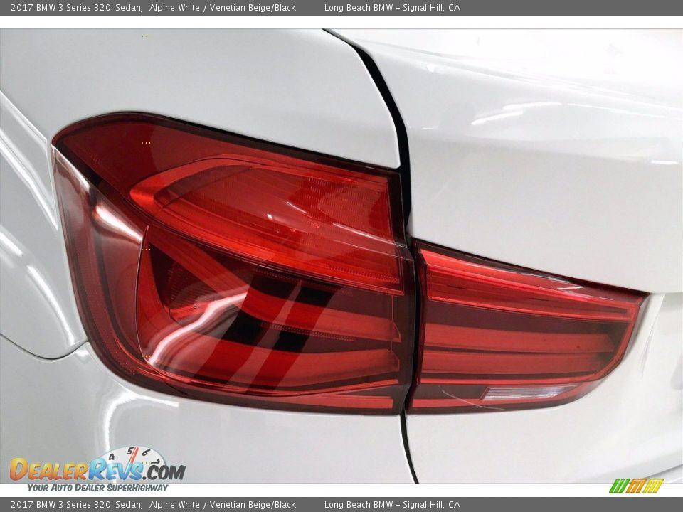 2017 BMW 3 Series 320i Sedan Alpine White / Venetian Beige/Black Photo #27